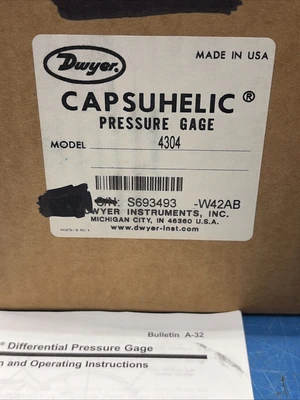 NEW Dwyer 4304