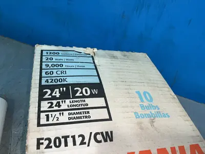 Used SYLVANIA F20T12/CW Light Source Equipment Ohio US | HGR 24 #1326009