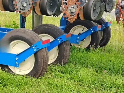 Used 2021 KINZE 3505 Planters Michigan US | Proxy Equipment #1426047