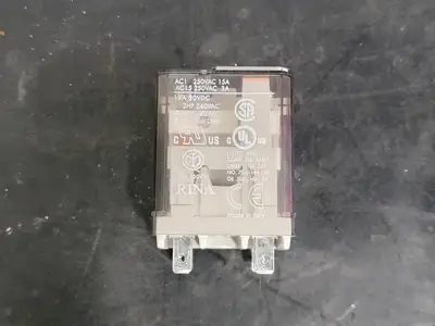 USED ALLEN-BRADLEY 700-HB32Z24