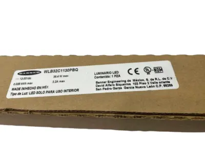 USED BANNER LED WORKSTATION LIGHT BAR 1130MM LENGTH 4-PIN M12 87484