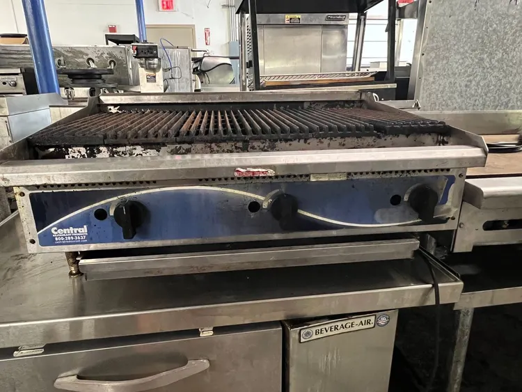 Used _UNKNOWN_ _UNKNOWN_ Broilers Michigan US | Grocery Equipment Sales #1069839
