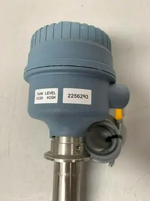 USED ROSEMOUNT 2120 VIBRATING FORK LIQUID LEVEL SWITCH 2120D5RV1NADE0165 W/ 16" PROBE