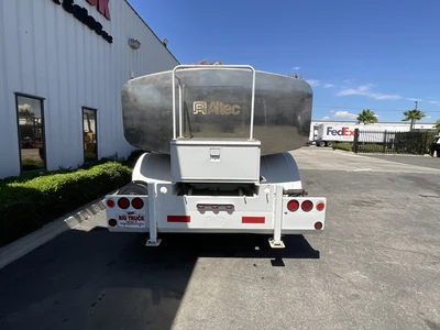 Used 1983 PAC POWER HWIL1000 Liquid Supply Trailers California US | Big Truck & Equipment #1438099