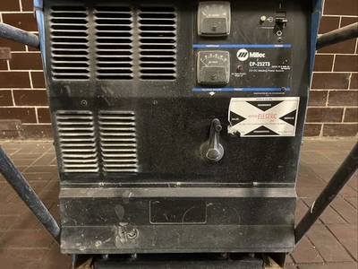 USED Miller 903785