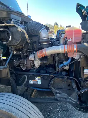 USED 2019 KENWORTH T880
