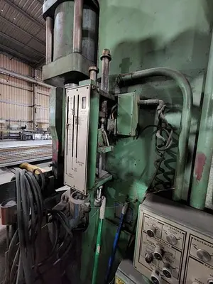 230CB x 10' Cincinnati Press Brake (Used)