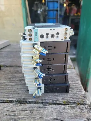 USED SIEMENS 3RP1555-1AQ30