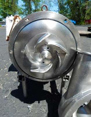 USED 4 X 3 CENTRIFUGAL PUMP 4 X 3