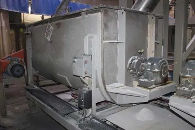 USED DAY MIXING DOUBLE RIBBON MIXER