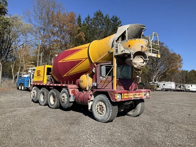 Used 2001 ADVANCE 5 AXLE Concrete Mixer Trucks Michigan US | Miedema Asset Management Group #1579194