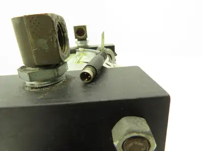 Vickers Q6E-4.00X4.00-N-1.00-2-L-N-H-1-1 Pneumatic Air Cylinder 4"Bore 4"Stroke