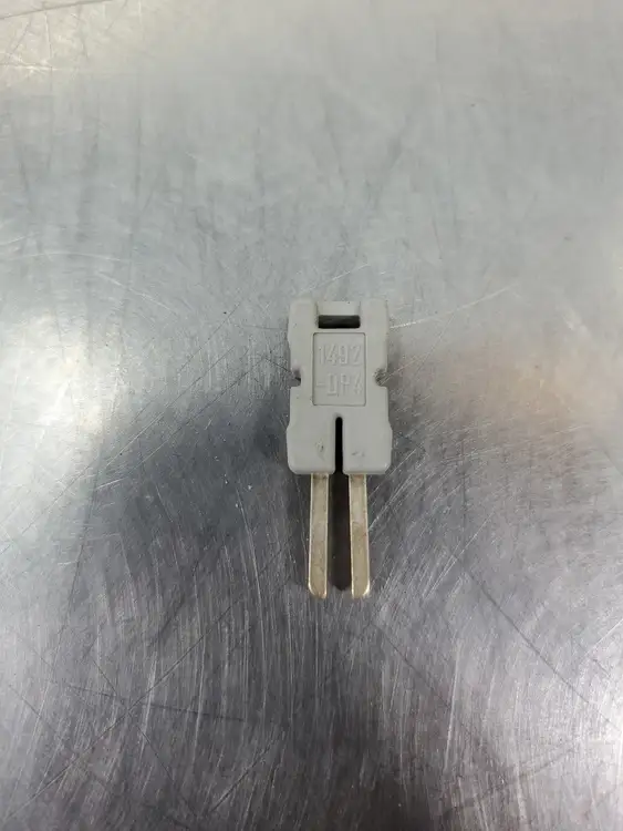 Used Allen-Bradley 1492-DP4 Disconnect Plug, 2-Prong Disconnects South Carolina US | Palmetto Automation #1160553