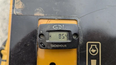 USED 2015 VERMEER RTX250