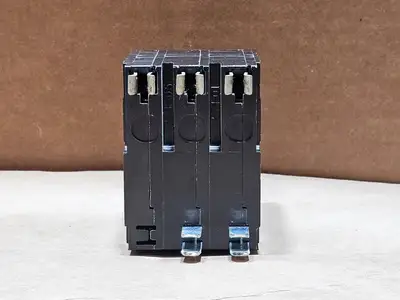 USED SQUARE D QO340