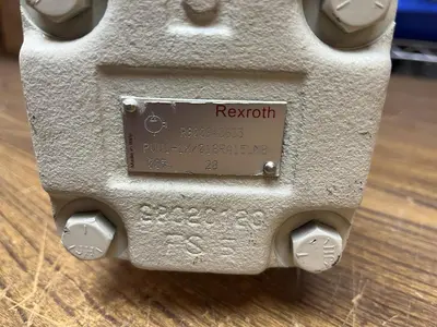 Used REXROTH PVV1-1X/018RA15UMB-0077 Pumps | Surplus Asset Holdings #1206219