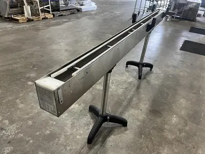 8 ft Conveyor