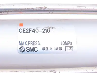 SMC CE2F40-210 Pneumatic Cylinder Scale 40mm Bore 210mm Stroke With Lock 145 PSI