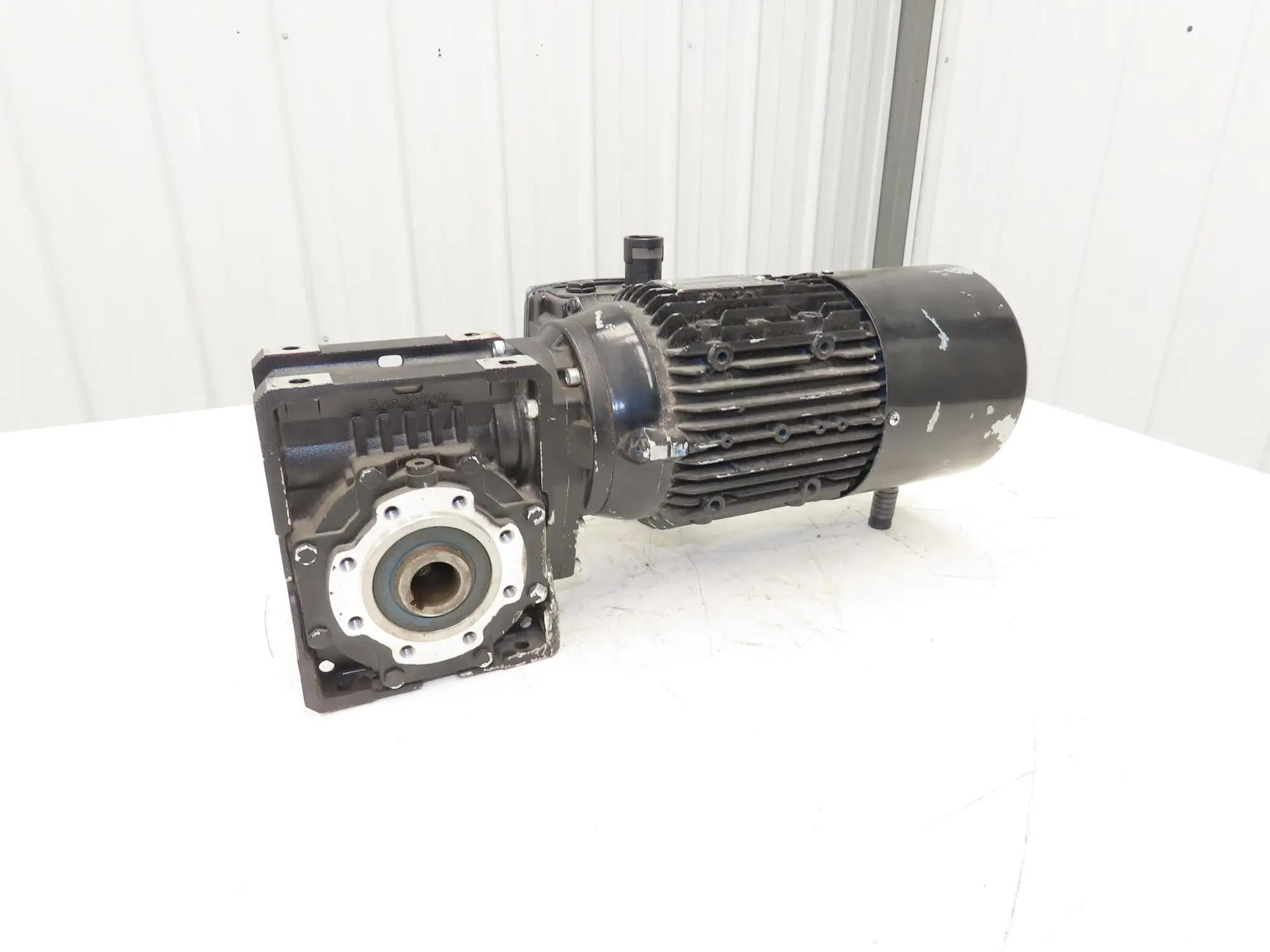 Siemens 1LE10010DB390KA4Z AC Gearmotor 80:1 Reducer 22RPM 0.75kW 480V 3Ph
