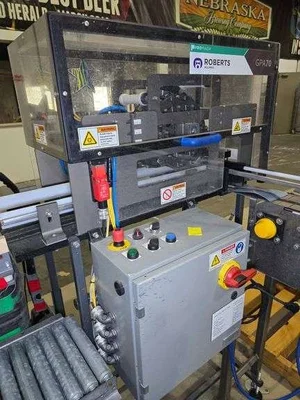 Roberts PolyPro GPA70 Beverage Can Carrier Applicator