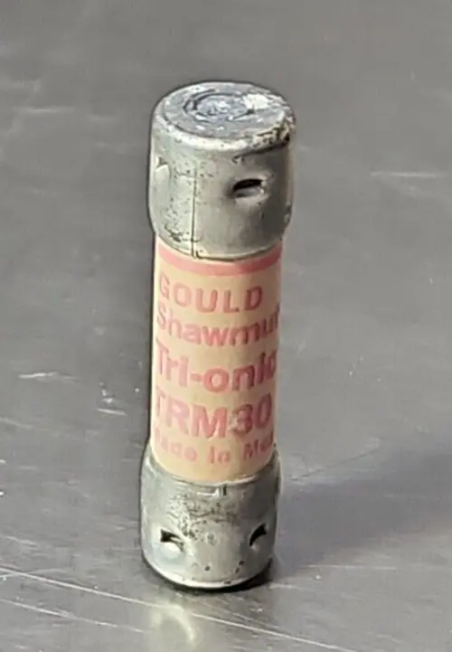 Used Gould Shawmut Mersen _UNKNOWN_ Fuses | Palmetto Automation #1157523