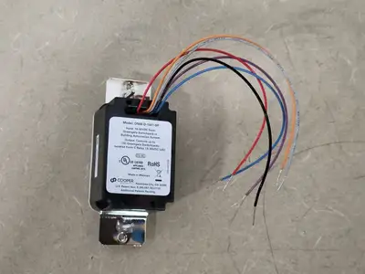 NEW COOPER LIGHTING ONW-D-1001-SP-W
