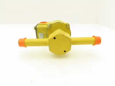 Asco Red-Hat AV57 431 Solenoid Valve 2-Way 1/2" Pipe 150psi Steam Service 115V
