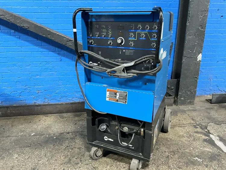 Used MILLER SYNCROWAVE 250 DX Tig Welders Ohio US | HGR 24 #1265852