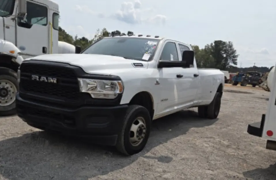 USED 2022 RAM 3500