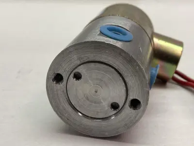 New | in-Stock SKINNER Q53ADB1100 Solenoid Valves Ohio US | Surplus Asset Holdings #1246198