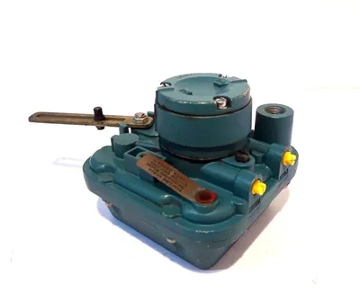 HONEYWELL 870020-012-11-00-01-00 PNEUMATIC PRESSURE CONTROL 87002001211000100