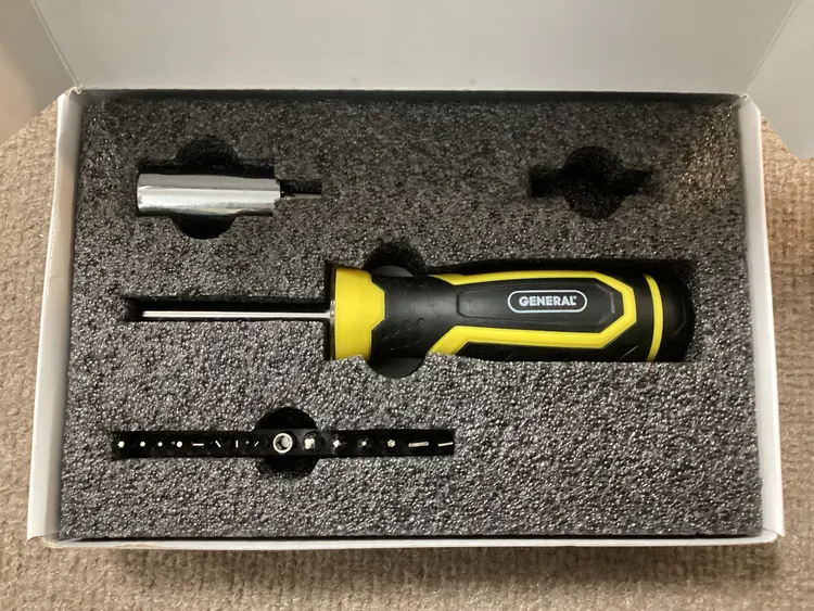 Used _UNKNOWN_ _UNKNOWN_ Screw Drivers Michigan US | Miedema Asset Management Group #1392785