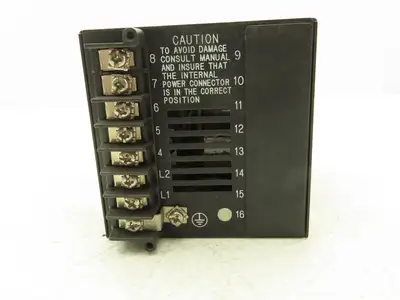 Honeywell UDC2000 Mini-Pro Temperature Controller 120VAC DC200H-0-000-1F000-0