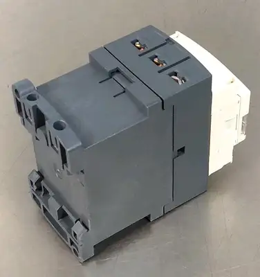 Telemecanique JIS C8201-4-1 120 vac Coil Loc4D12
