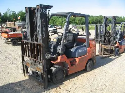 Used TOYOTA 3000 LBS Internal Combustion Forklifts: Pneumatic Tire US | Miami Dade Forklift #759195
