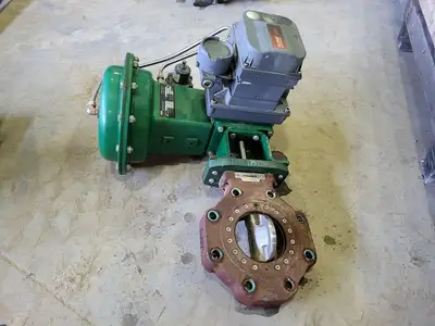 USED FISHER CONTROLS 8560
