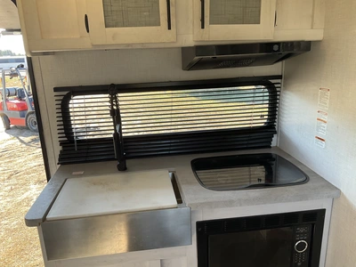 Used 2022 COLEMAN RUBICON Campers, Caravans, Motorhomes Michigan US | Miedema Asset Management Group #1579113