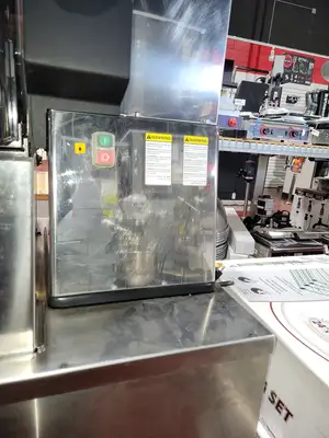 Zumex 08842 Speed S+ Self Service All-in-One High Capacity Automatic Feed Juicer with Tank Podium - 40 Fruits / Minute