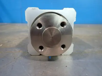 Magnetically Coupled Cylinder