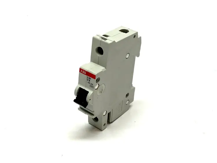 Used ABB S261D8 Circuit Breakers Michigan US | Maverick Industrial Sales #1459736