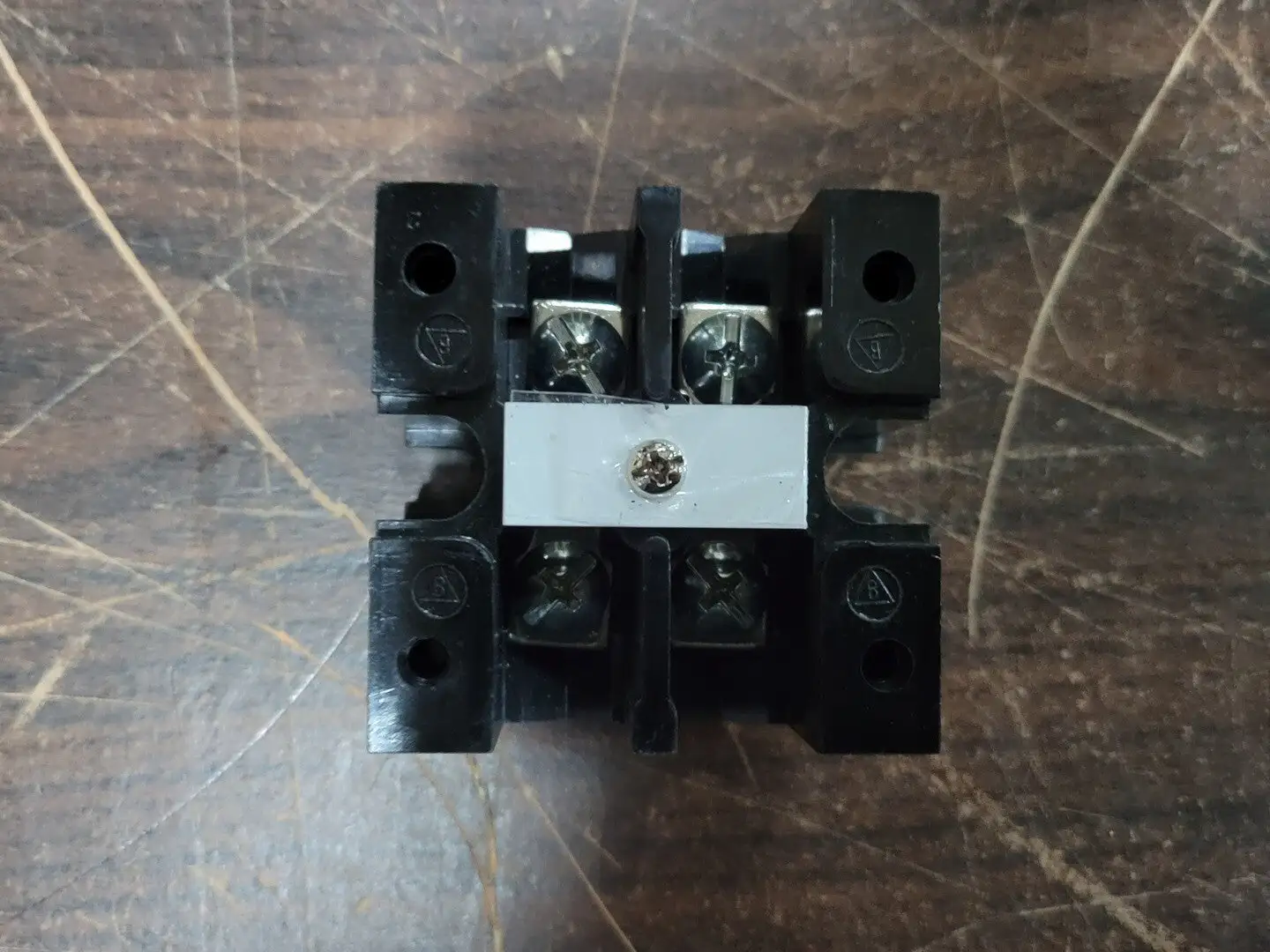 NEW TE CONNECTIVITY/BUCHANAN B102