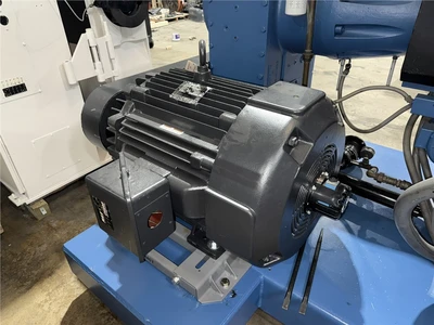 4.5" Merritt/Davis Standard Single Screw Extruder, Air Cooled 24:1 L/D Barrel, 150 HP AC Motor
