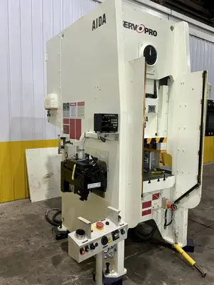 88 TON AIDA MODEL #DSF-N1-800 GAP FRAME PRESS: YOBRO #25102
