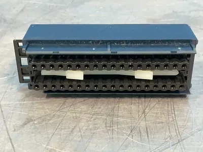 Used GENERAL ELECTRIC IC694TBB032D Terminal Blocks Ohio US | HGR 24 #1357433