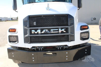 New | in-Stock 2027 MACK MD7 Rolloff Trucks Texas US | Roll Off Truck World #1491884