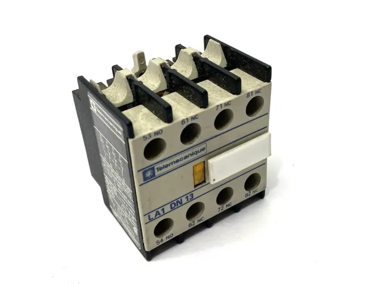 Used TELEMECANIQUE AUXILIARY CONTACT BLOCK 10A Contact Blocks Michigan US | Maverick Industrial Sales #1090713