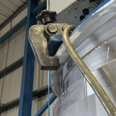 To modify Cox Press-out Gee Clamps