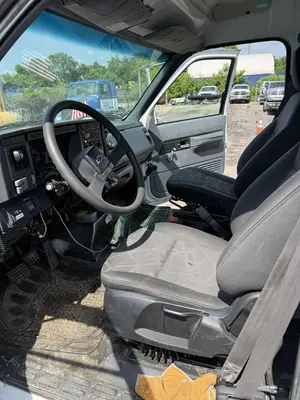 Used 2002 CHEVROLET C7500 Fuel & Lube Trucks Kentucky US | Proxy Equipment #1425954