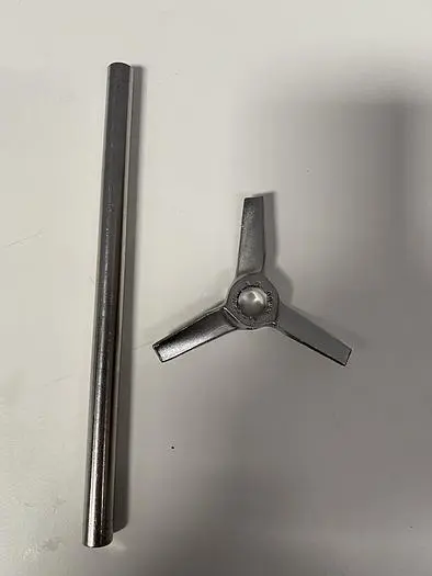 Used 8" L STAINLESS STEEL IMPELLER ROD W/ 1/2" DIAMETER SHAFT & 3 1/4" IMPELLER Agitator Shaft California US | Equipment Lab #487490