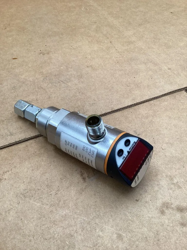 IFM Electronic Pressure Sensor PN7004